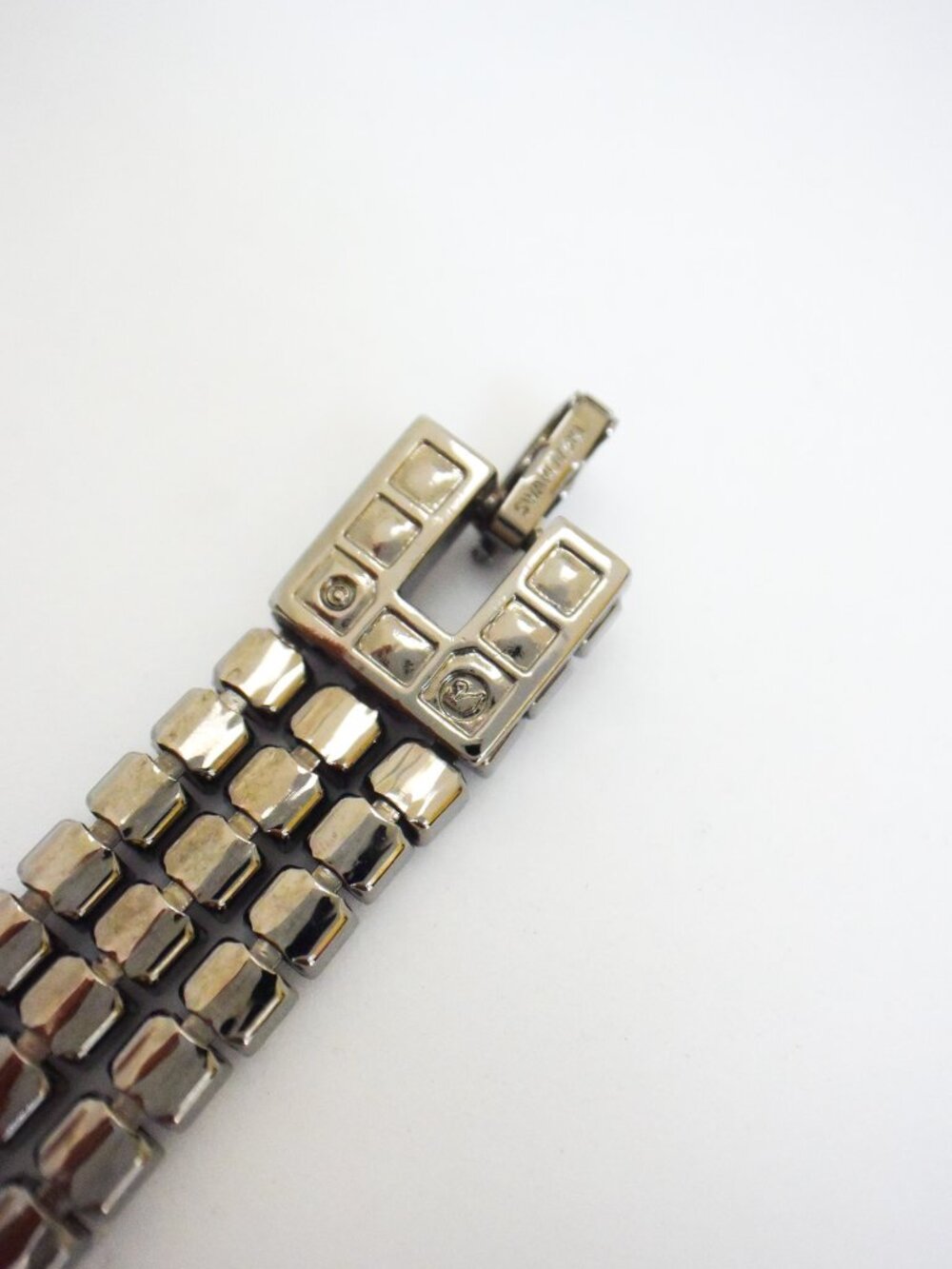 *Swarovski* Sparkling Red/Pewter Rhinestone 3-strand Bracelet - Picture 6 of 8